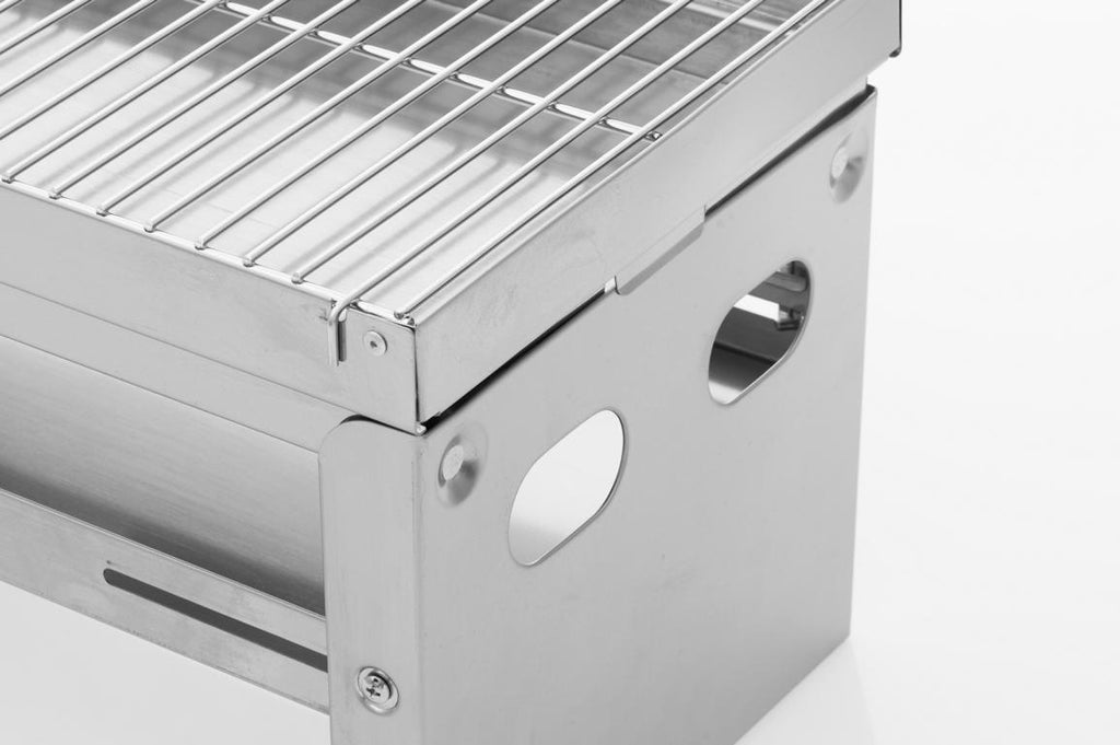 Mustang Trek Klappgrill - Seitenansicht mit Grillrost