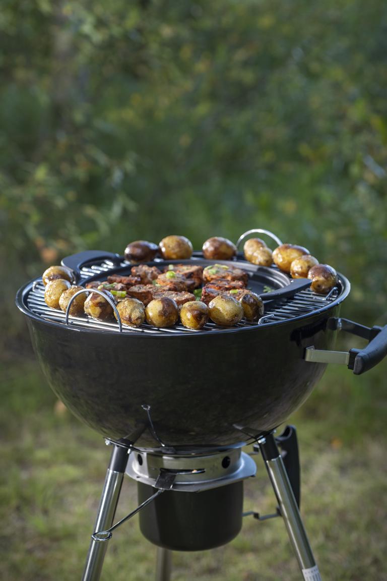Mustang Gusseisen Plancha 30 cm von oben - große Bratfläche, schwarzes Gusseisen, Ø 30 cm