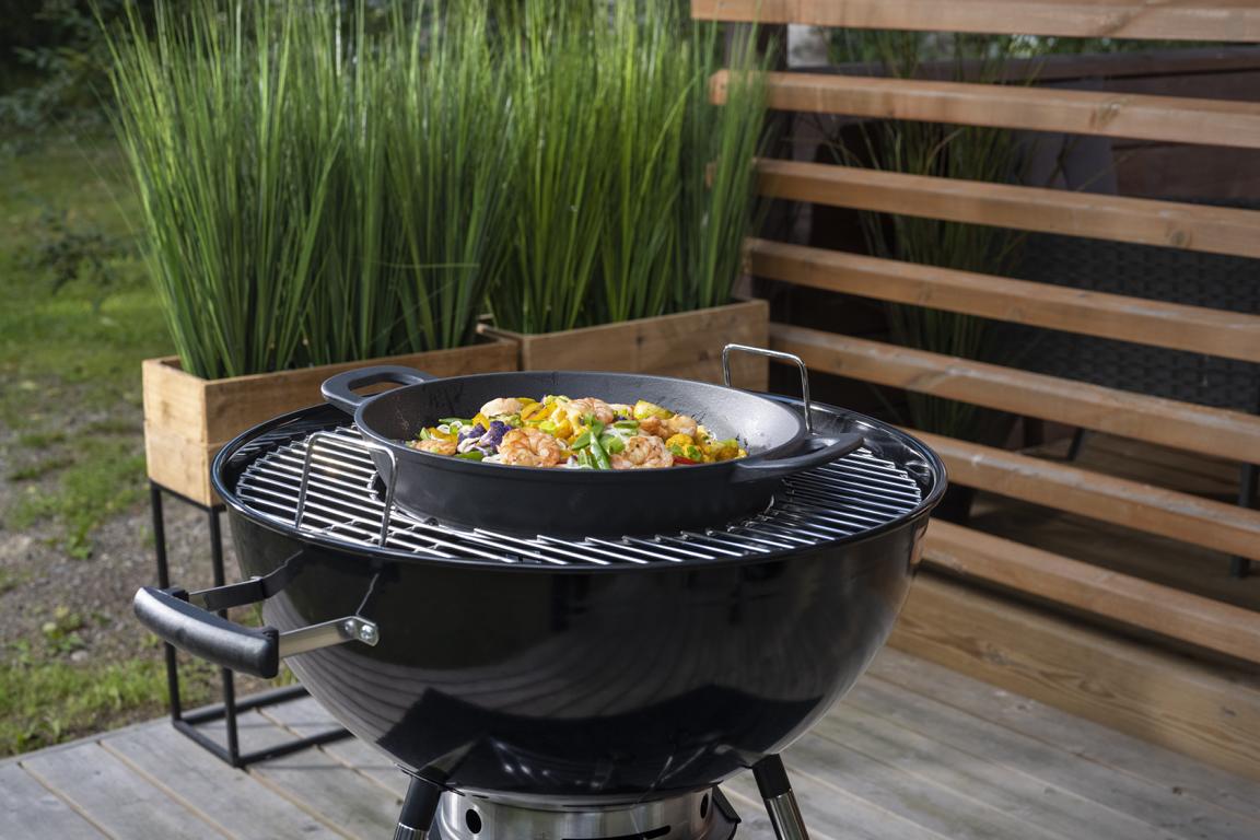 Mustang Gusseisen Wok von oben - runde Bratfläche Ø 30 cm, schwarzes Gusseisen