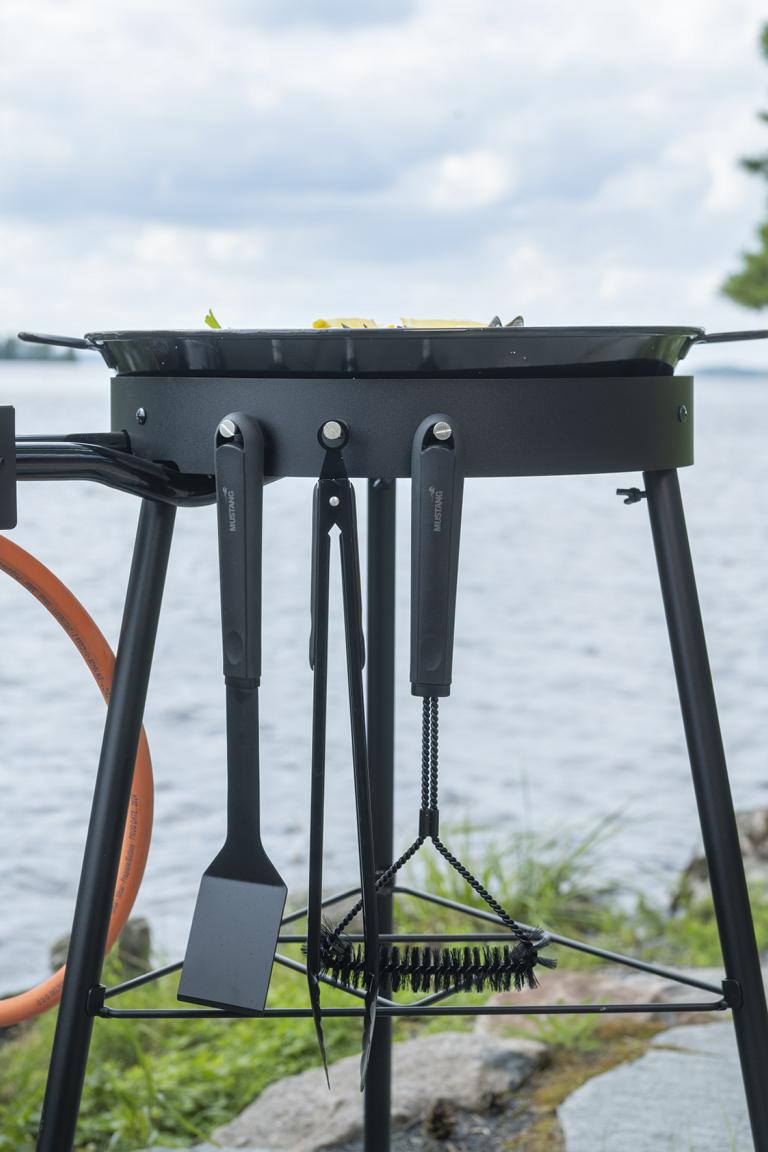 Grillbesteck Set Mustang 3-teilig - Grillzange, Wender und Reinigungsbürste aus Edelstahl
