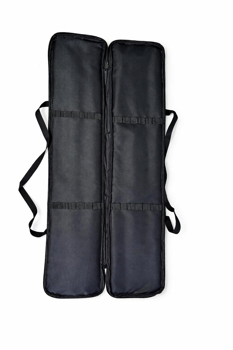 Grillspieß Tasche geöffnet - Platz für Spieße 60-70 cm, ideal für BBQ & Camping