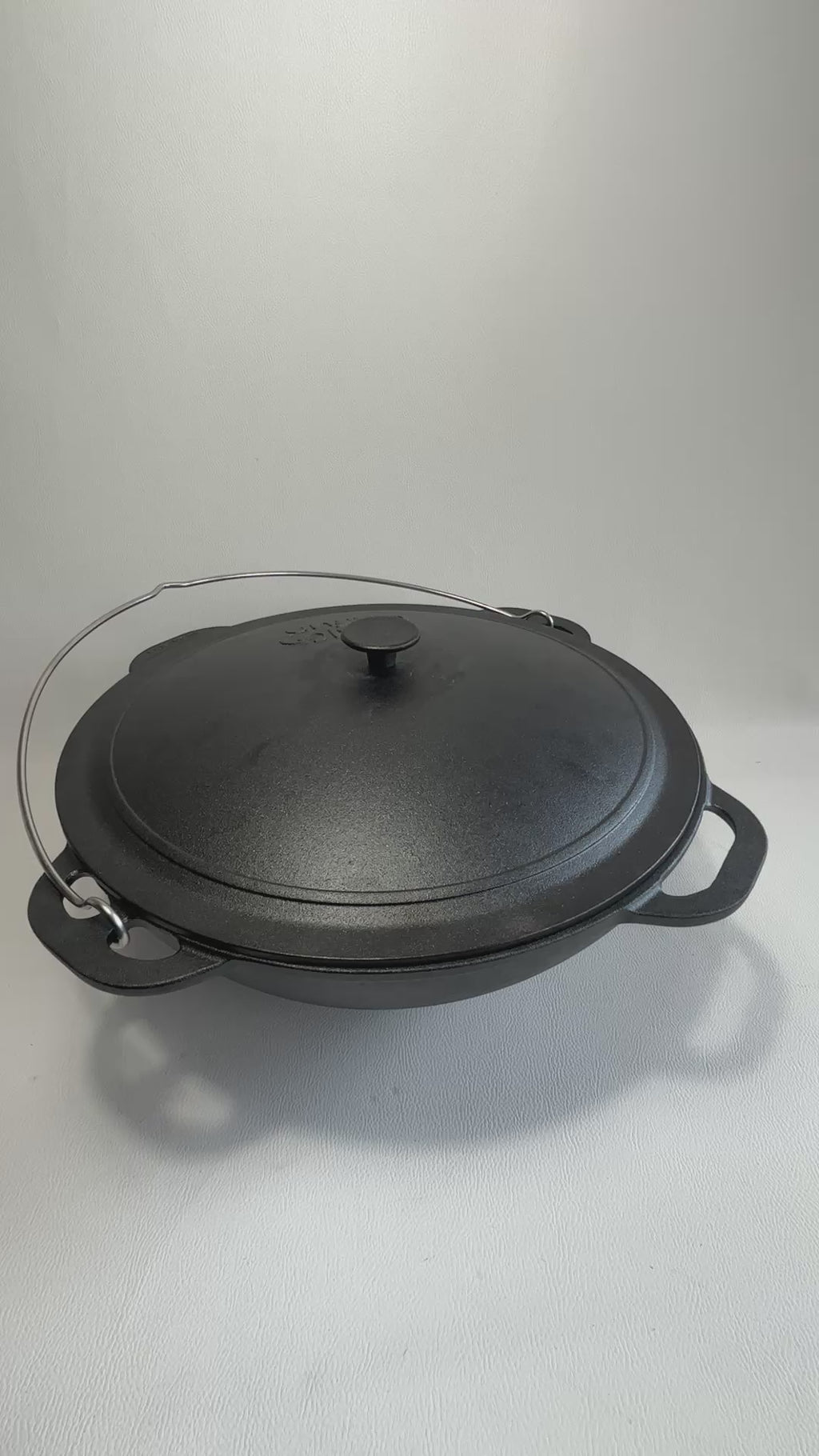 Gusseisen-Kazan / Schwenktopf mit Deckel - für Plov, Eintöpfe und Schmorgerichte