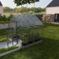 Gewächshaus aus Polycarbonat und verzinktem Stahl im Garten