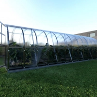 Gewächshaus aus Polycarbonat mit Fundamentrahmen 8 Meter tiefe 3 Meter breite