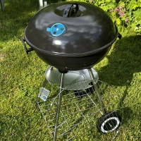 Hochwertiger Kohlegrill mit Air Control System