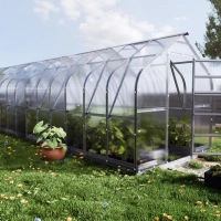 Gewächshaus aus Polycarbonat mit Fundament und automatischer Belüftung