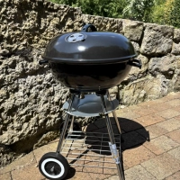 Den passenden Kugelgrill zum indirekten Grillen & Garen online bestellen