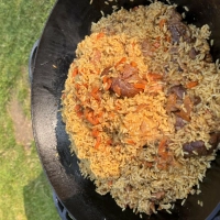 Gusseisen Kazan mit Deckel