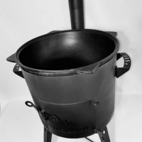 Feuerstell - Campingofen mit Kazan 8-22 l mit Deckel - Perfekt für Eintöpfe